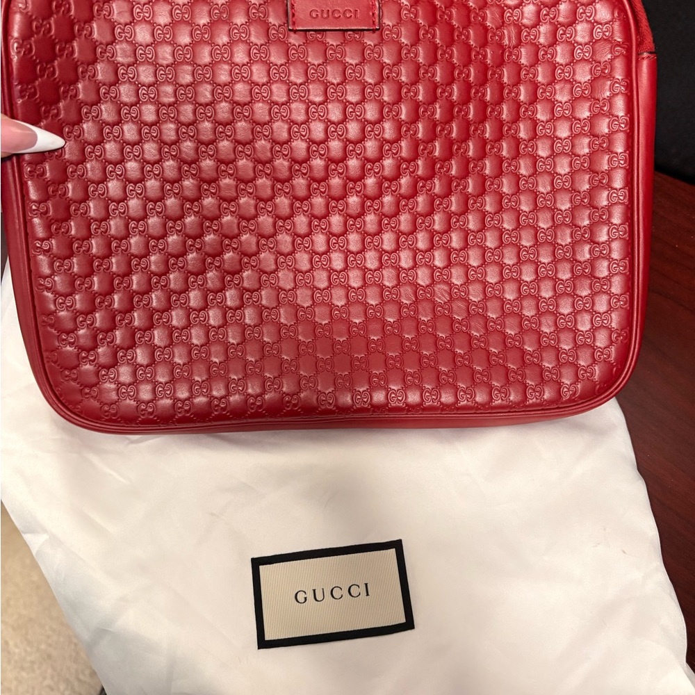 Authentic Gucci Guccissima Leather Wristlet / Clutch – Red